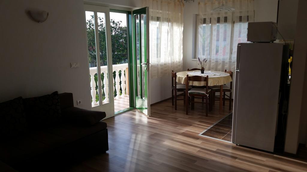 Apartments Dano Sukošan Szoba fotó