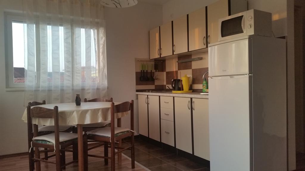 Apartments Dano Sukošan Szoba fotó